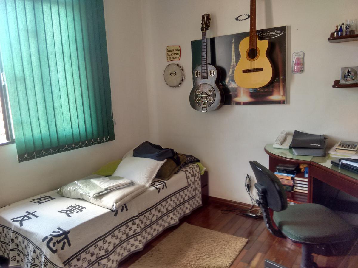 Casa, Planalto, 6 Quartos, 4 Vagas, 2 Suítes