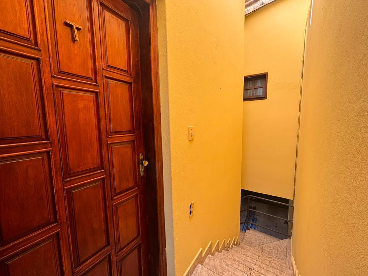 Casa, Centro, 3 Quartos, 2 Vagas, 1 Suíte