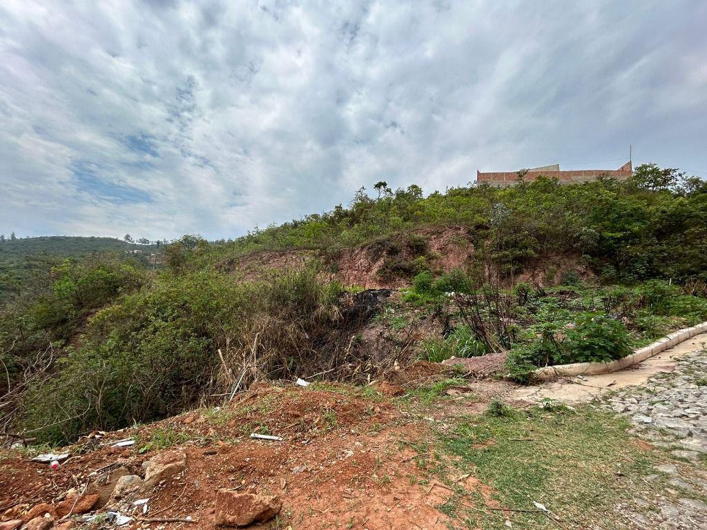 Lote, Santo Antônio (roça Grande), 0 Quarto, 0 Vaga