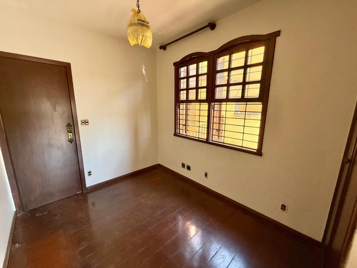 Casa, São José, 4 Quartos, 1 Vaga, 2 Suítes