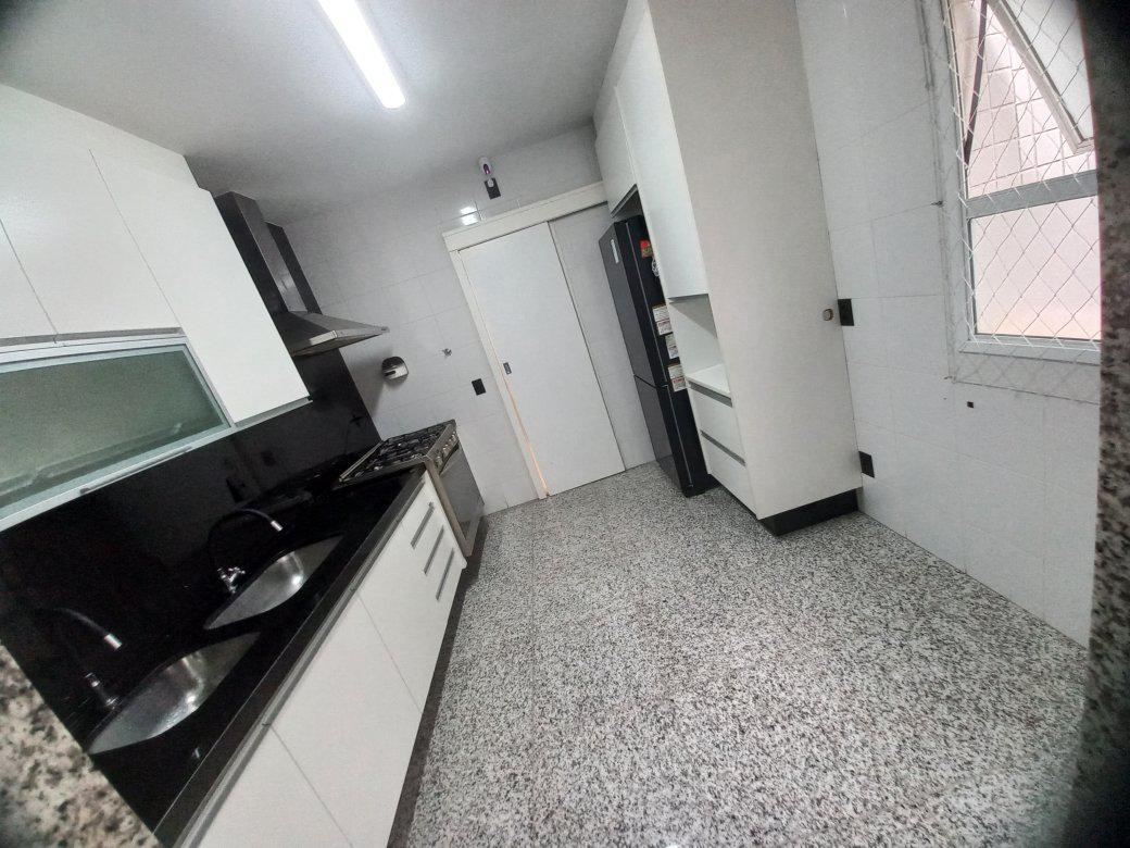 Apartamento, Savassi, 4 Quartos, 3 Vagas, 1 Suíte