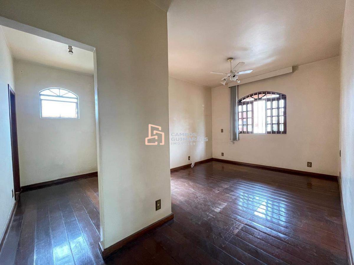 Casa, Serrano, 4 Quartos, 2 Vagas, 2 Suítes