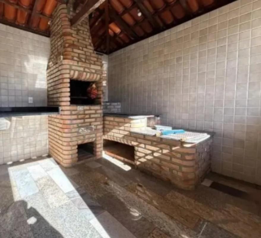 Casa Comercial, Castelo, 4 Quartos, 4 Vagas, 2 Suítes