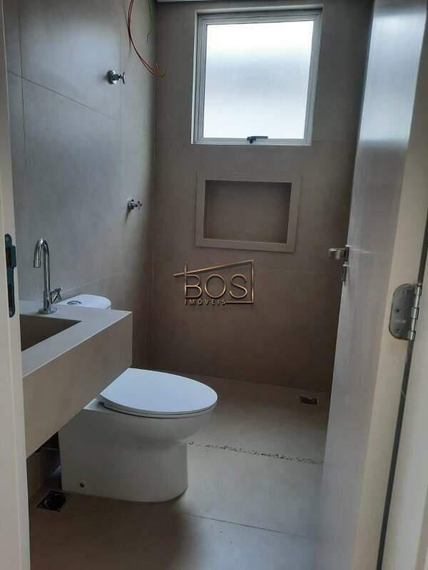 Apartamento, Esplanada, 2 Quartos, 1 Vaga, 1 Suíte