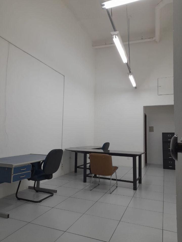 Galpão, Centro, 0 Quarto, 0 Vaga