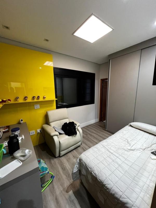 Casa, Centro, 4 Quartos, 2 Vagas, 4 Suítes