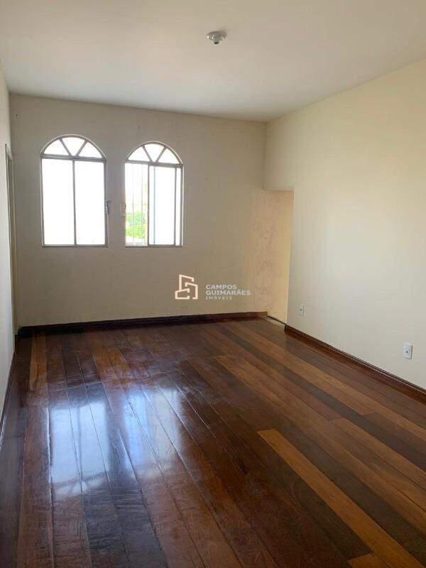 Casa, Flávio Marques Lisboa, 3 Quartos, 2 Vagas, 1 Suíte