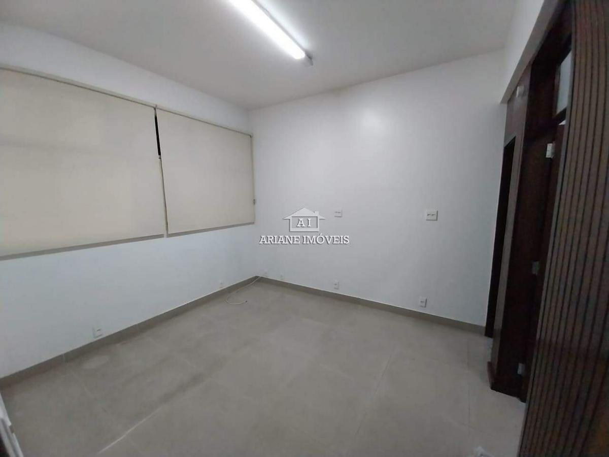 Sala, Centro, 0 Quarto, 0 Vaga