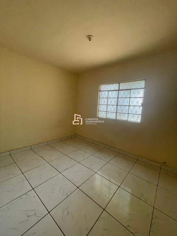 Casa Comercial, Jardim Industrial, 3 Quartos, 5 Vagas, 1 Suíte
