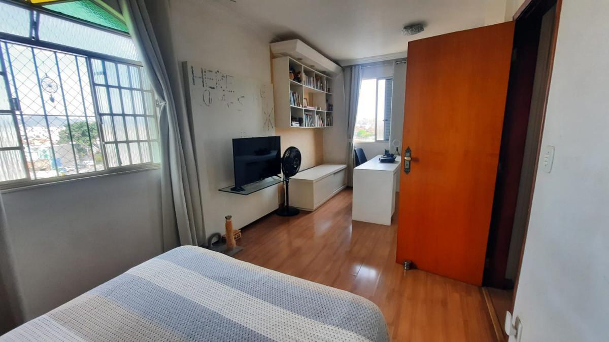 Cobertura, Cachoeirinha, 3 Quartos, 2 Vagas, 1 Suíte