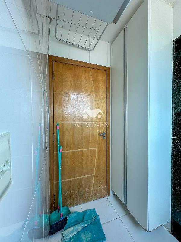 Apartamento, Miramar (barreiro), 3 Quartos, 2 Vagas, 1 Suíte