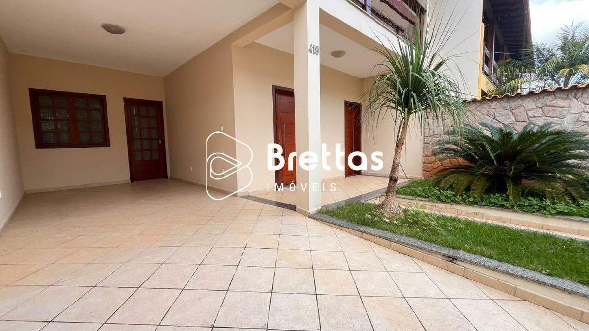 Casa, Centro, 5 Quartos, 2 Vagas, 2 Suítes