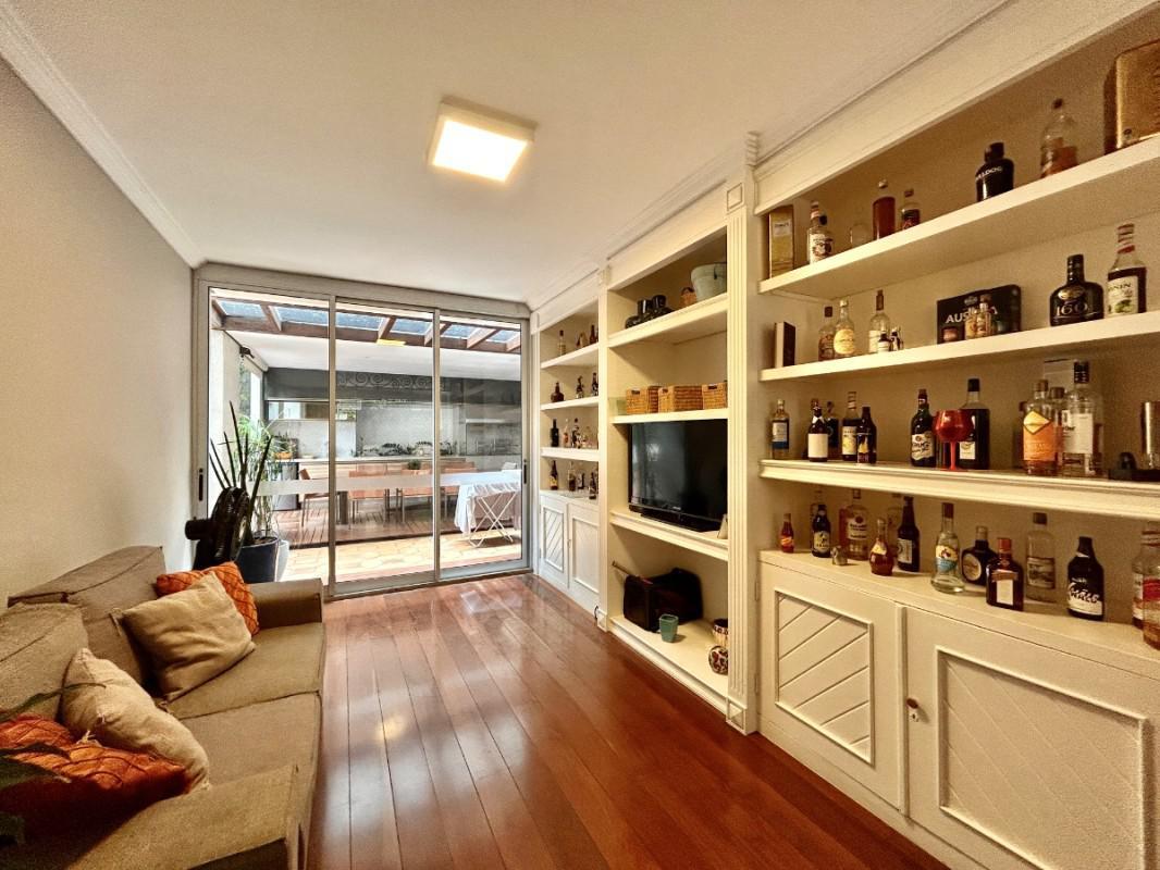 Apartamento, Serra, 4 Quartos, 0 Vaga, 2 Suítes