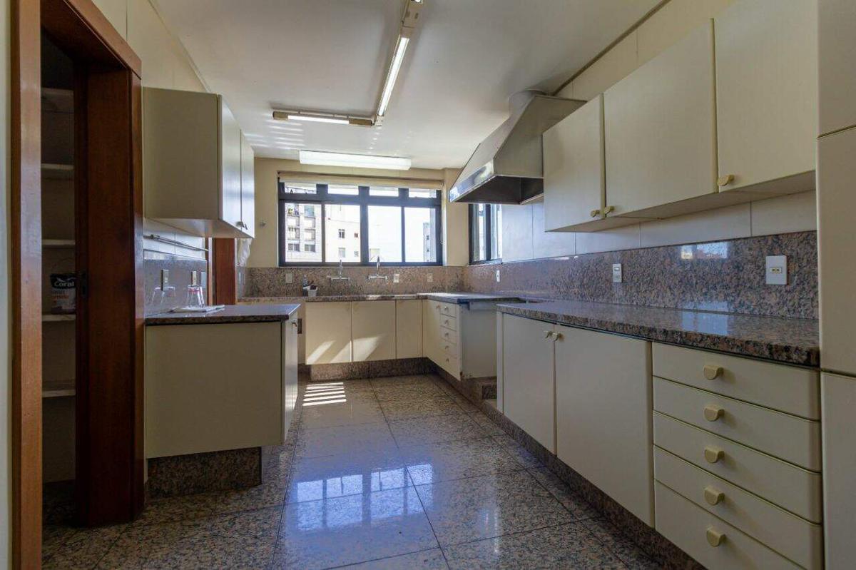 Apartamento, Serra, 4 Quartos, 5 Vagas, 2 Suítes