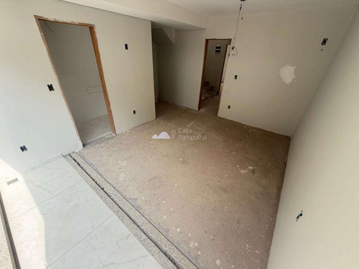 Casa, Santa Mônica, 3 Quartos, 4 Vagas, 1 Suíte