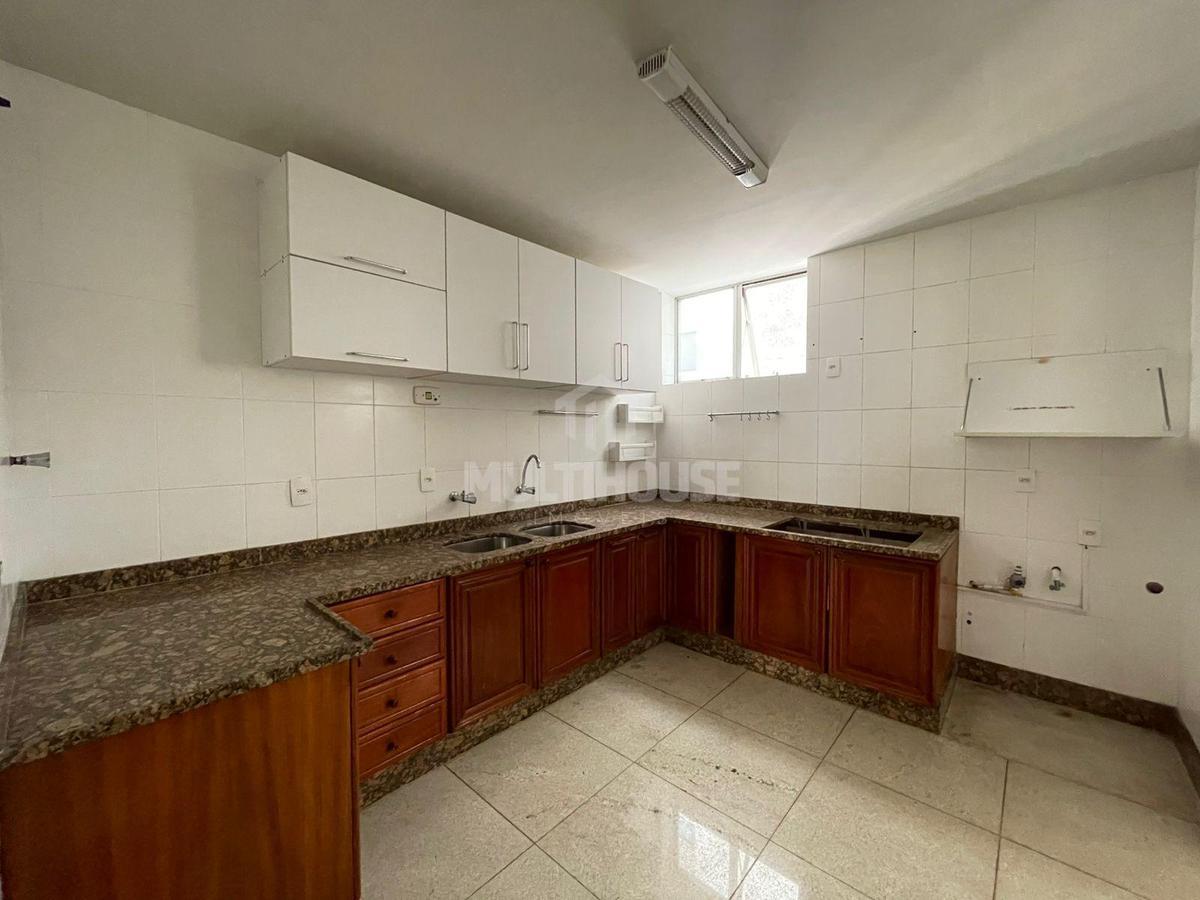 Apartamento, São José, 4 Quartos, 2 Vagas, 1 Suíte