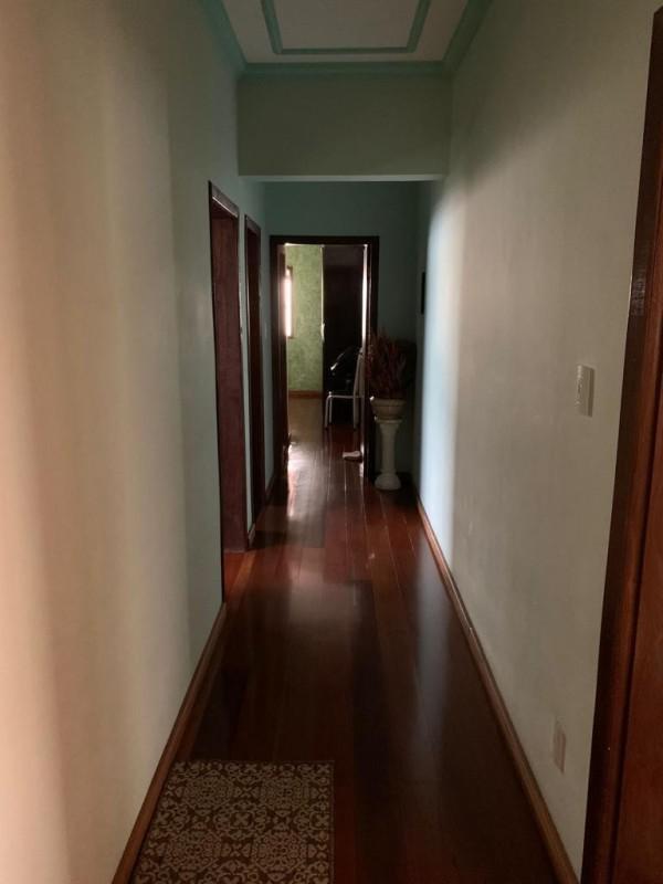Casa, Industrial, 4 Quartos, 4 Vagas, 1 Suíte