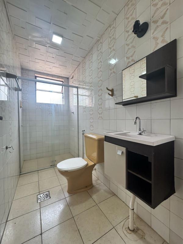Apartamento, Sagrada Família, 2 Quartos, 1 Vaga, 1 Suíte