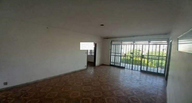Casa, Cidade Nova, 5 Quartos, 3 Vagas, 1 Suíte