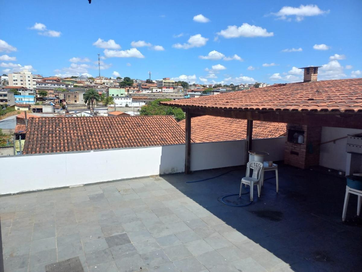 Casa, Parque Xangri-lá, 4 Quartos, 4 Vagas, 2 Suítes