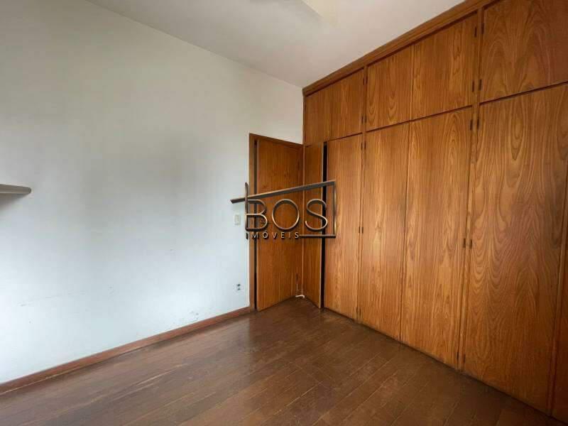 Apartamento, Funcionários, 4 Quartos, 2 Vagas, 1 Suíte