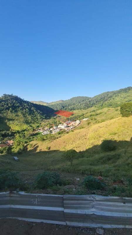 Lote, Ana Malaquias, 0 Quarto, 0 Vaga