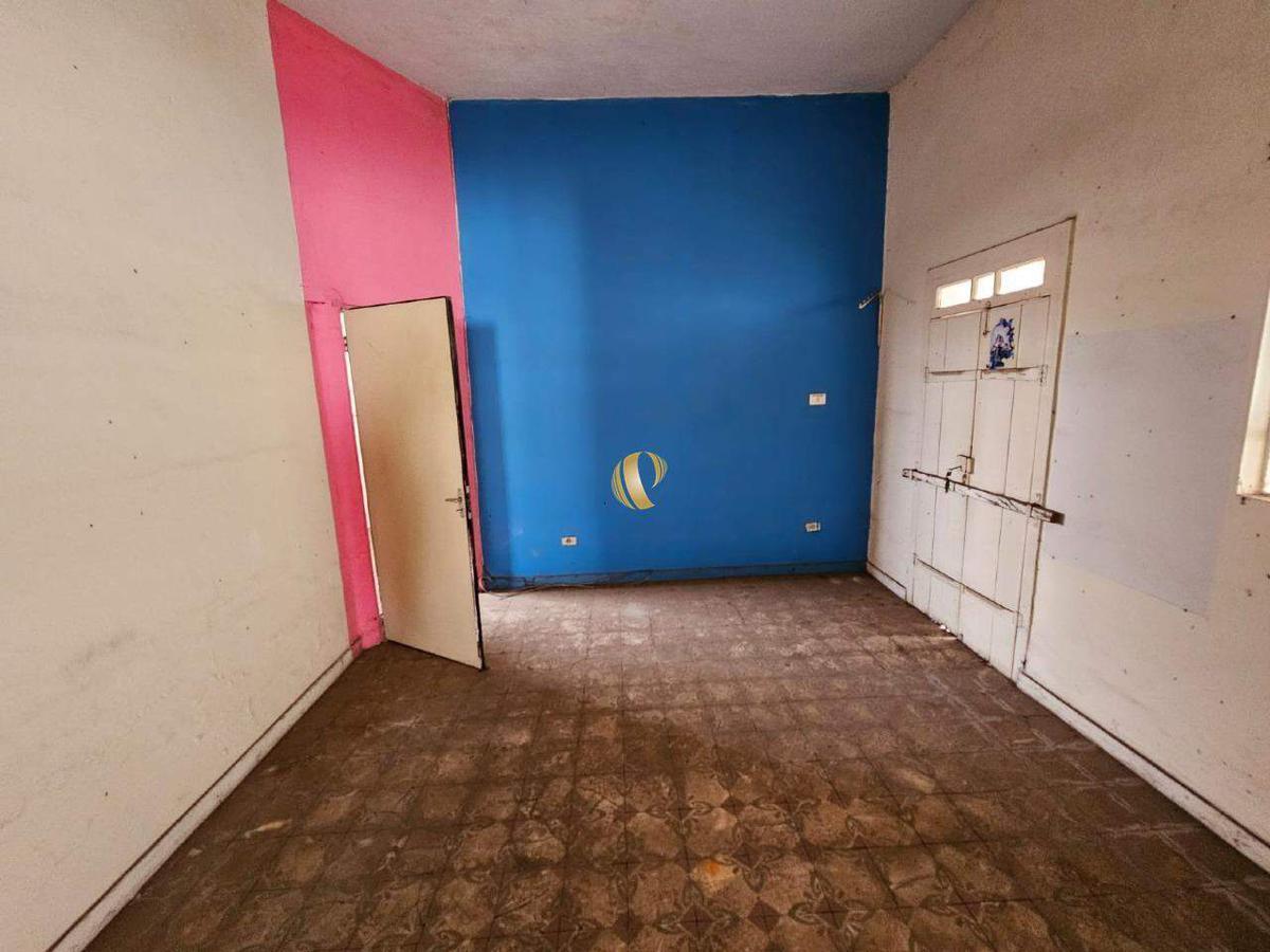 Casa, Centro, 4 Quartos, 2 Vagas