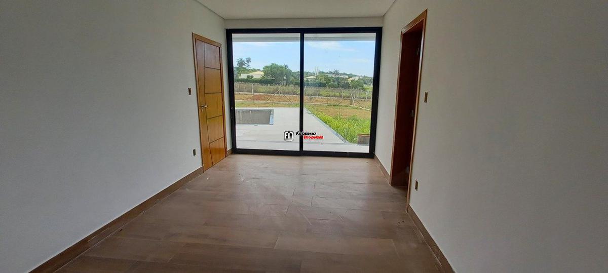 Casa, Campinho, 3 Quartos, 4 Vagas, 3 Suítes