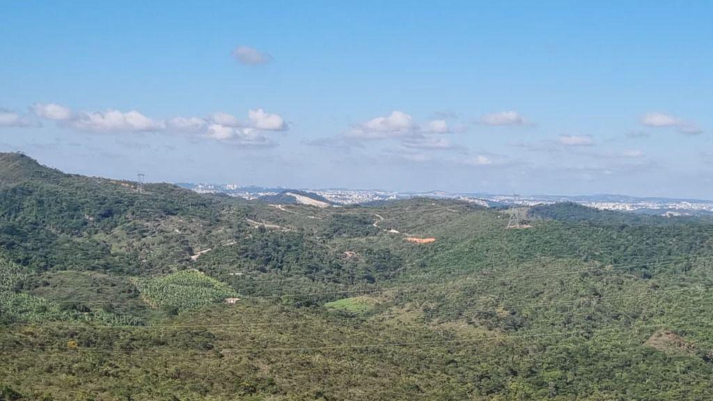 Fazenda, Ravena, 2 Quartos, 6 Vagas, 1 Suíte