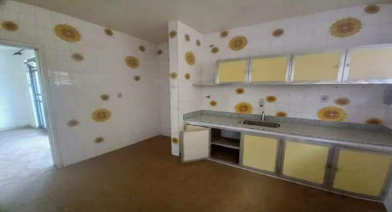 Casa, Cidade Nova, 5 Quartos, 3 Vagas, 1 Suíte