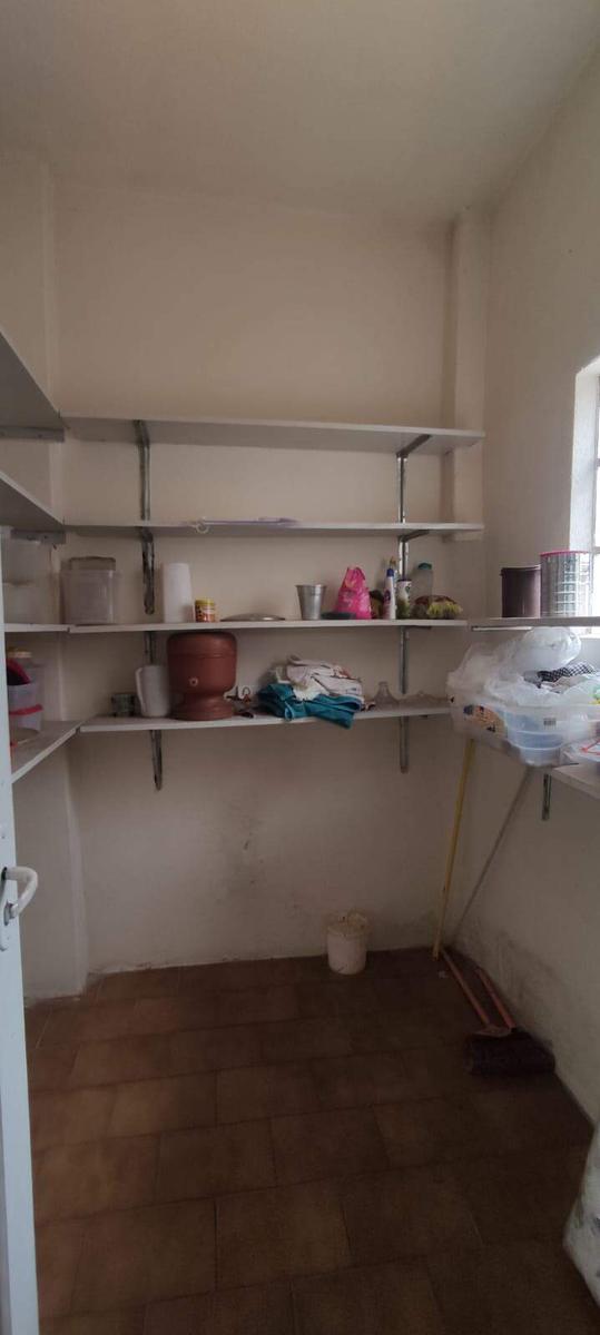 Casa, Santa Efigênia, 4 Quartos, 6 Vagas, 1 Suíte