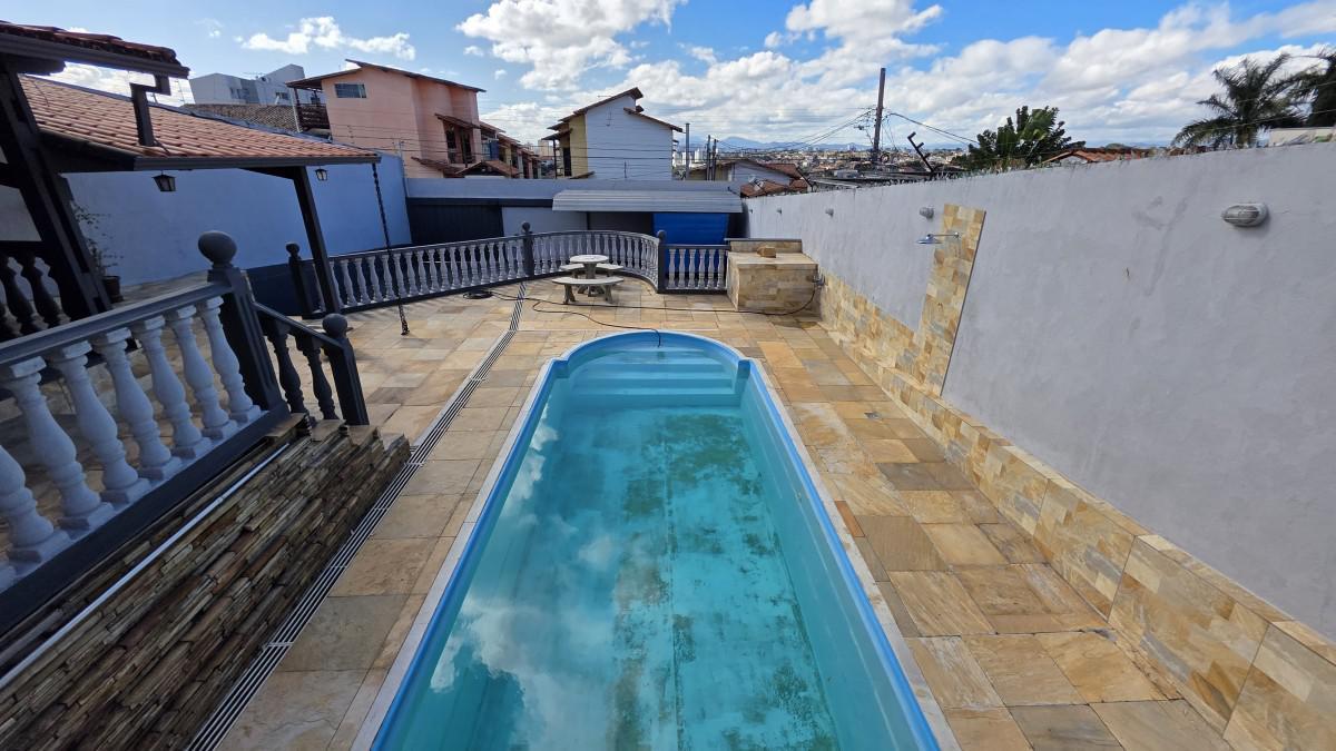 Casa, Jardim Leblon, 2 Quartos, 5 Vagas, 1 Suíte