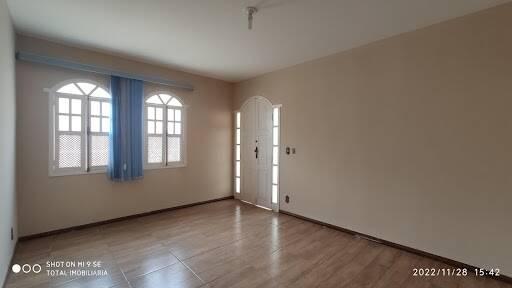 Casa, Santo Elói, 4 Quartos, 2 Vagas, 1 Suíte