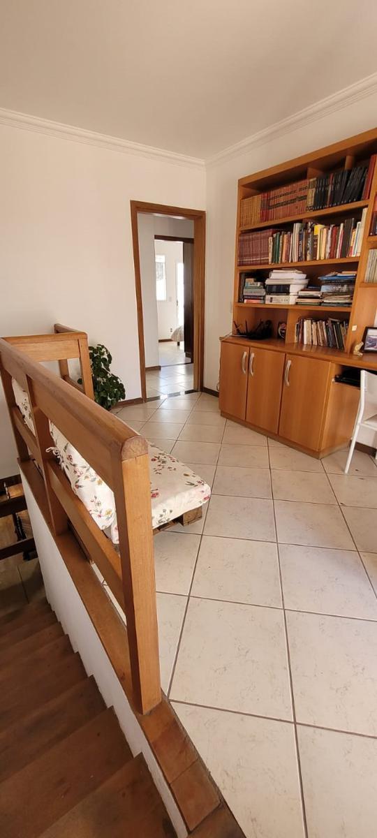 Casa, Vera Cruz, 4 Quartos, 2 Vagas, 1 Suíte