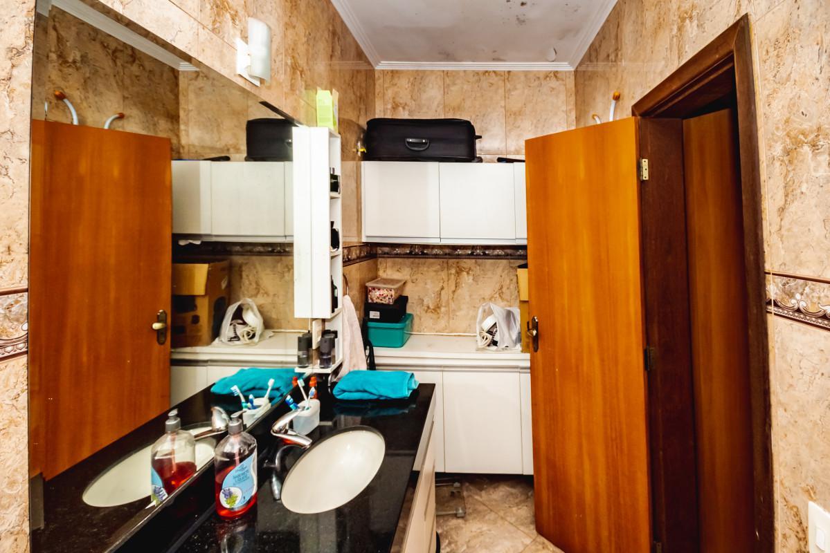 Casa, São Bernardo, 4 Quartos, 3 Vagas, 2 Suítes