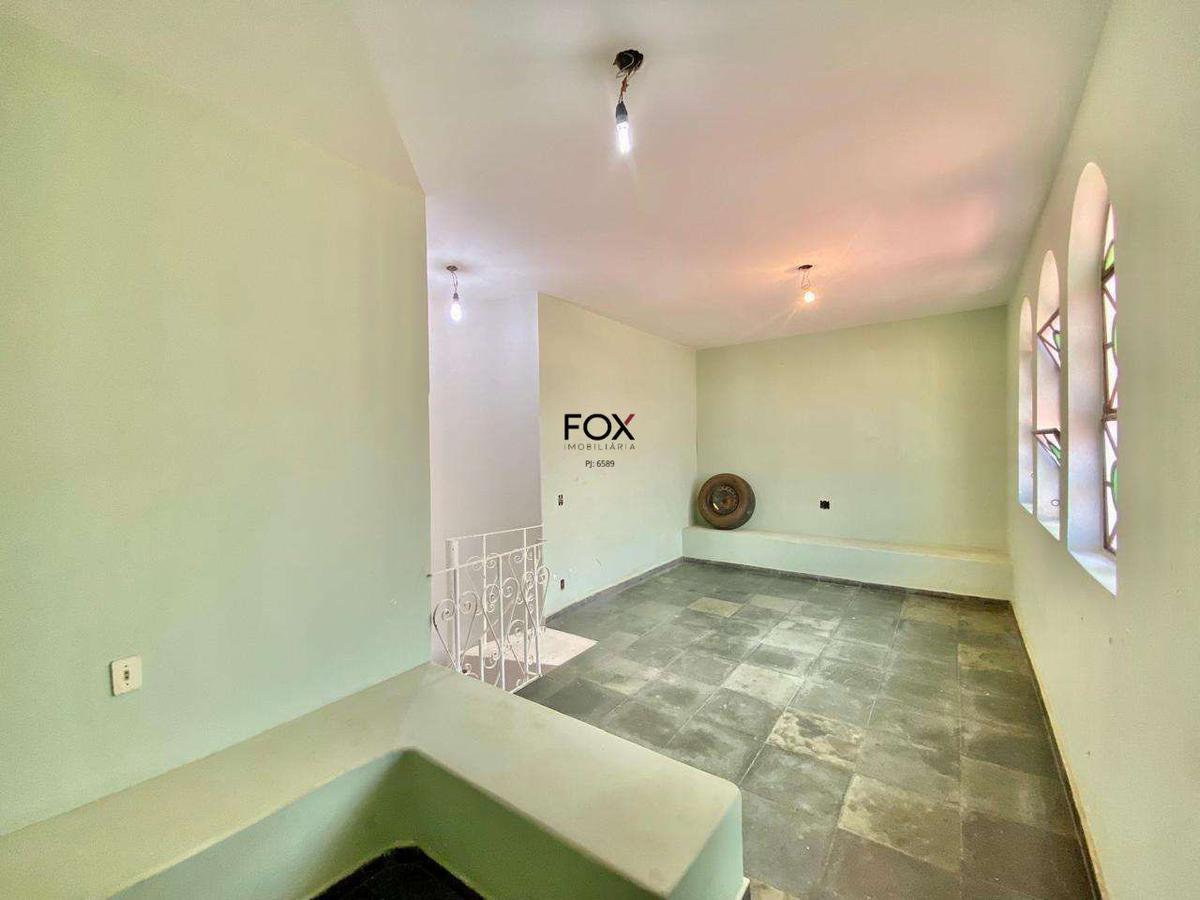 Casa, Sion, 4 Quartos, 6 Vagas, 1 Suíte