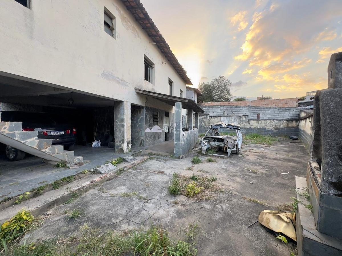 Casa, Santa Amélia, 3 Quartos, 8 Vagas, 2 Suítes