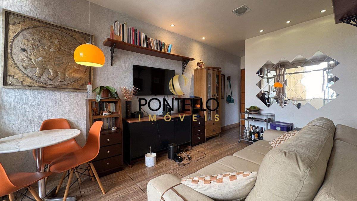 Apartamento, Estoril, 2 Quartos, 1 Vaga, 1 Suíte