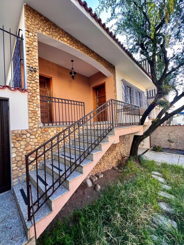 Casa, Vila Pinto, 4 Quartos, 2 Vagas, 1 Suíte