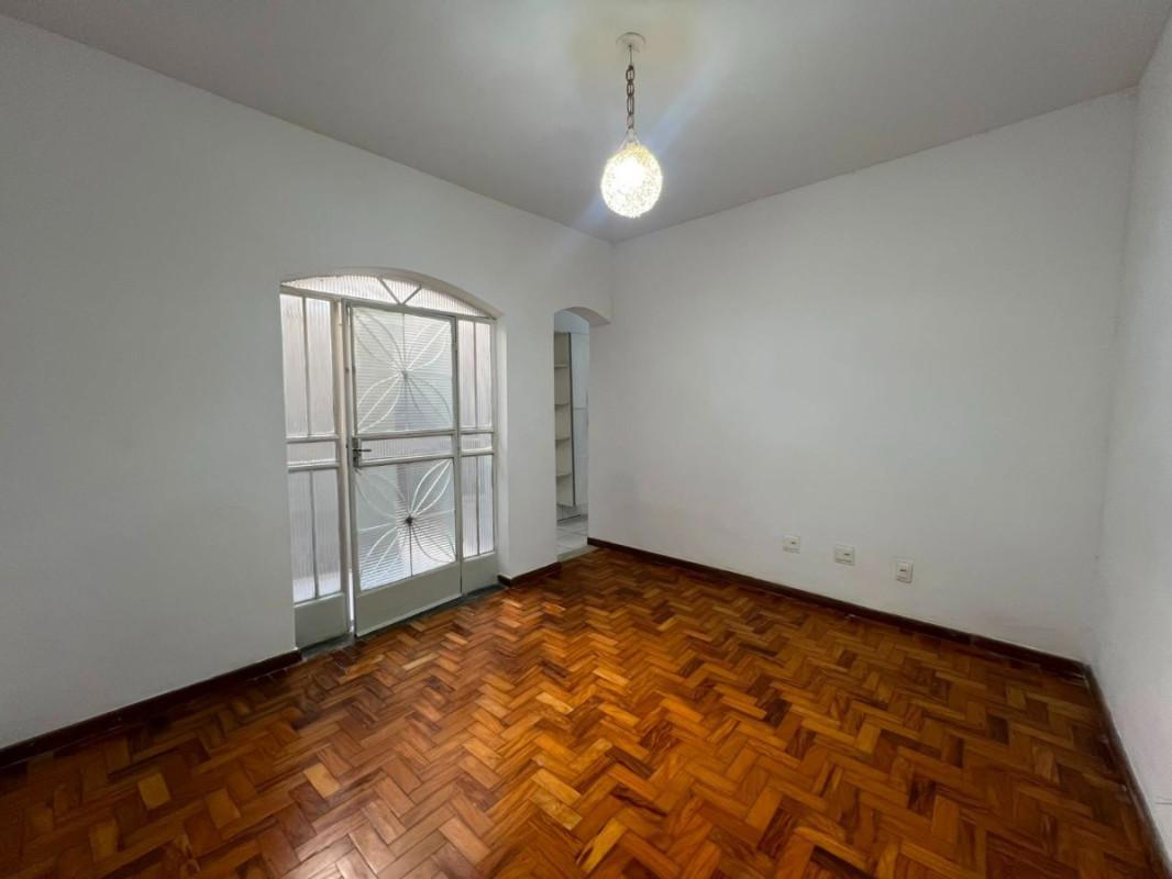 Apartamento, Sagrada Família, 2 Quartos, 1 Vaga
