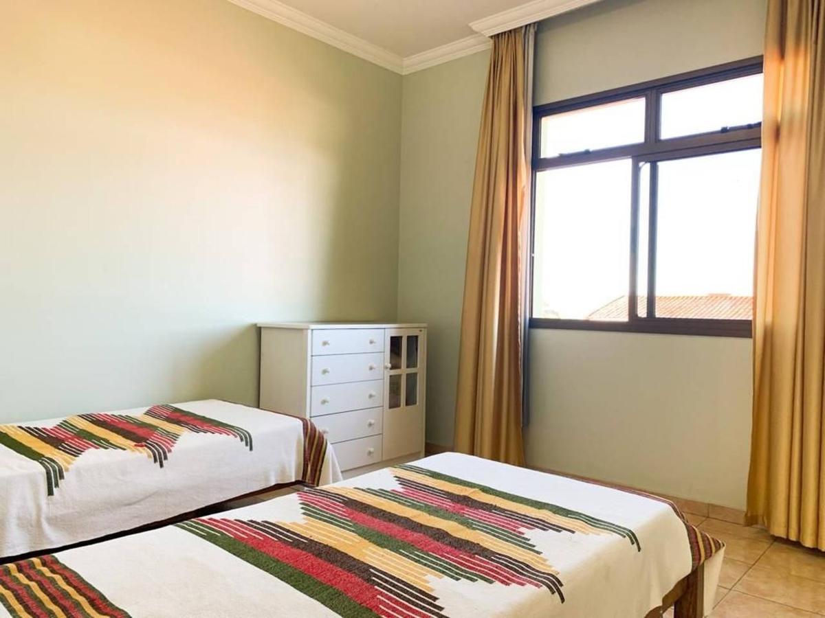 Casa, Serrano, 4 Quartos, 3 Vagas, 1 Suíte