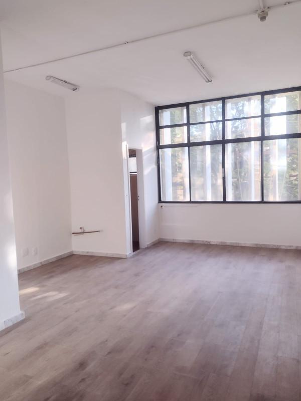 Sala, Barro Preto, 0 Quarto, 0 Vaga