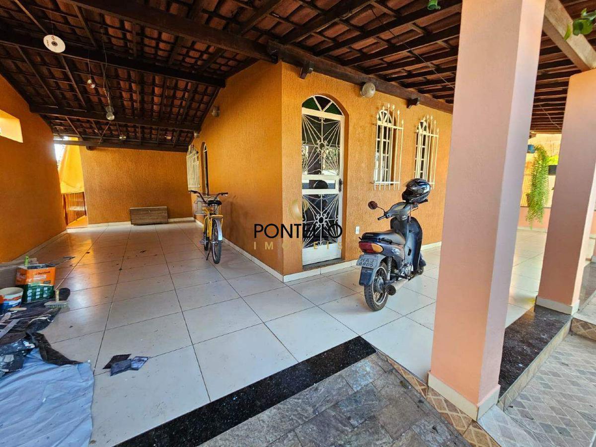 Casa, Jardim Europa, 4 Quartos, 3 Vagas, 1 Suíte