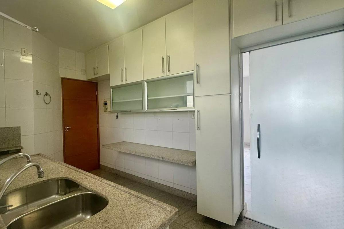 Cobertura, Gutierrez, 5 Quartos, 3 Vagas, 2 Suítes