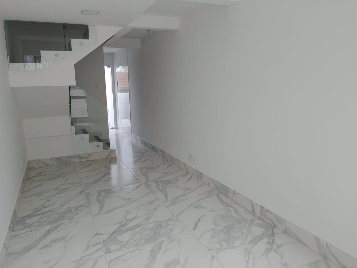 Casa, Jardim Leblon, 2 Quartos, 2 Vagas