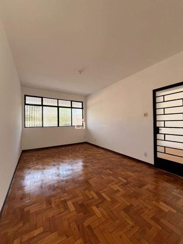Casa, Alípio de Melo, 3 Quartos, 2 Vagas
