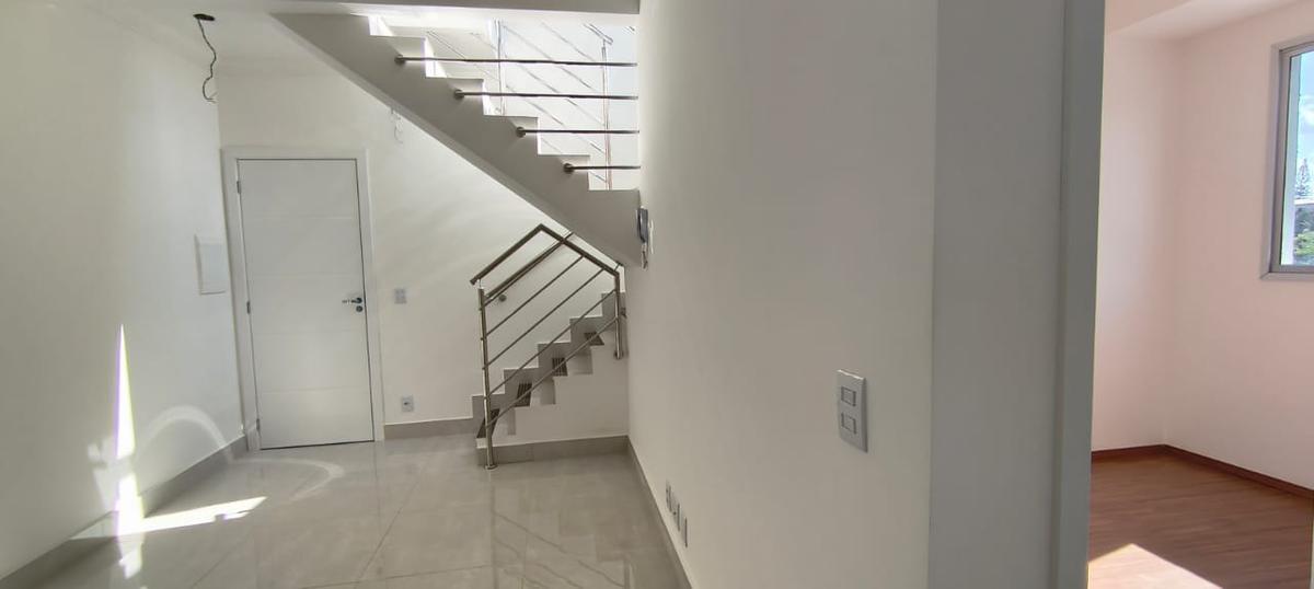 Cobertura, Santa Rosa, 3 Quartos, 2 Vagas, 1 Suíte