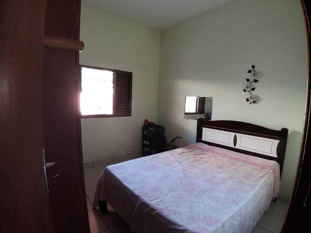 Casa, Aparecida, 2 Quartos, 7 Vagas, 1 Suíte