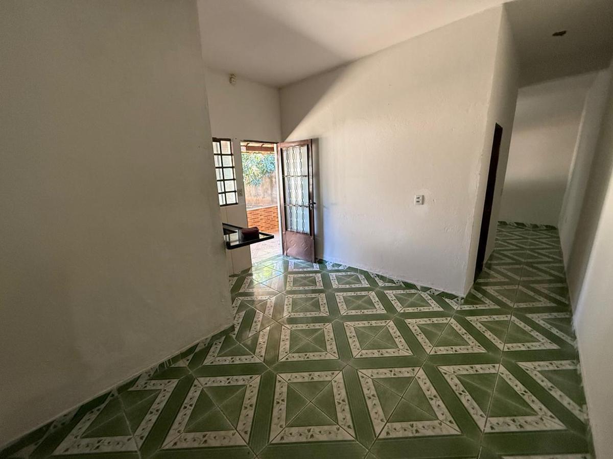 Casa, Jardim Primavera L, 2 Quartos, 4 Vagas, 1 Suíte