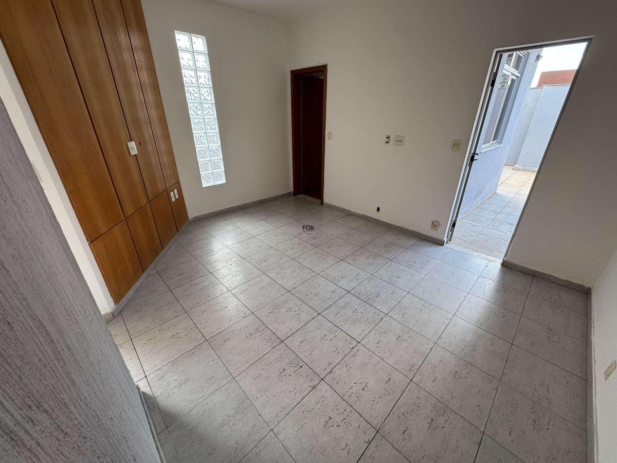 Cobertura, Sagrada Família, 4 Quartos, 2 Vagas, 1 Suíte